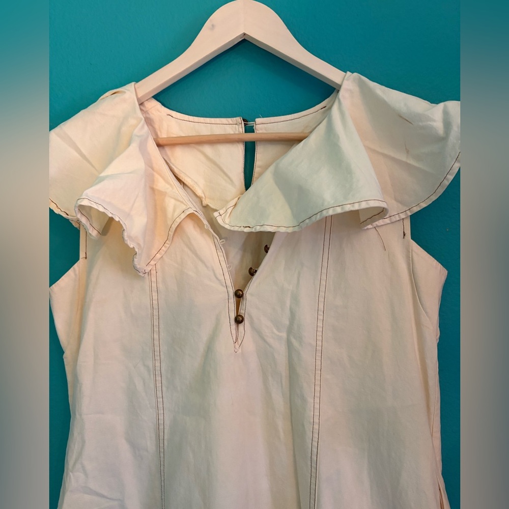 Ruffle v-neck mini cotton shift dress - Picture 3 of 12